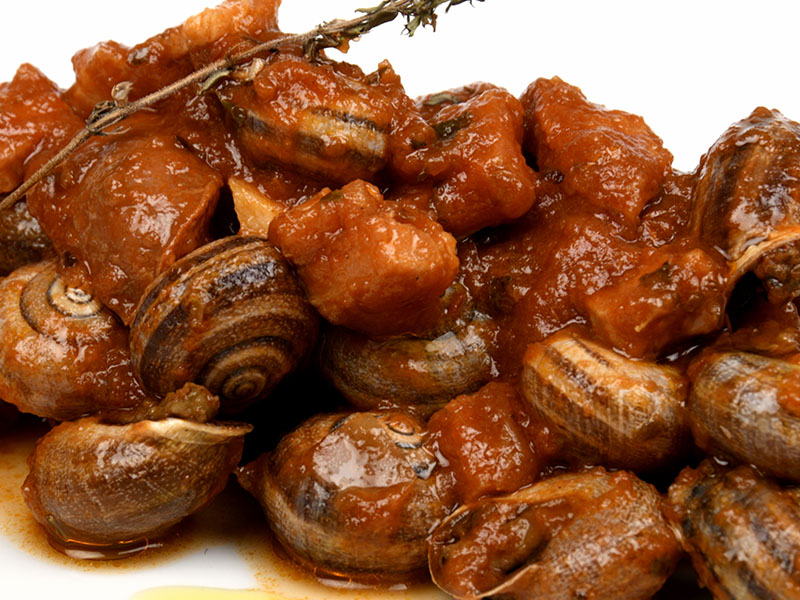 Caracoles con tomate